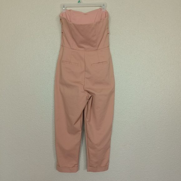 Gianni Bini sleeveless low-cut jumpsuit size M bow design front pockets on the s - Picture 2 of 16